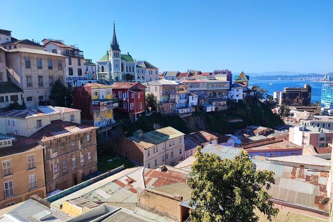 2 Hour Walking Tour in Valparaiso - Price and logistics: what $35 buys you