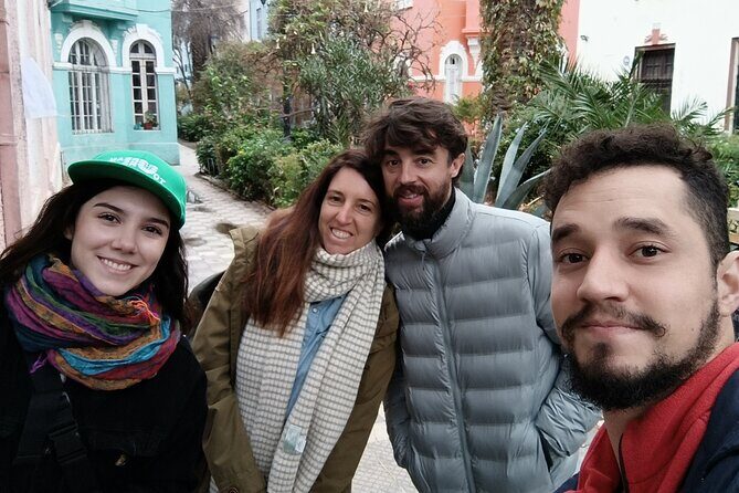 2-Hour Walking Tour of Yungay The Coolest Neighborhood in Chile - Why this 2-hour Yungay walk works so well