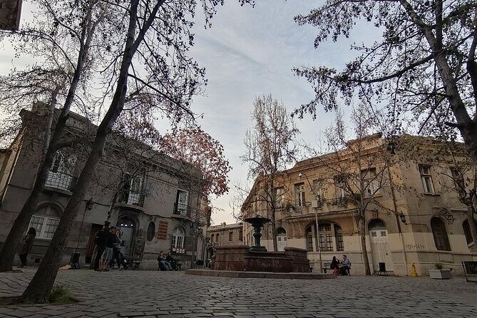 2-Hour Walking Tour of Yungay The Coolest Neighborhood in Chile - Palacio Álamos: old architecture that changes how you read the streets