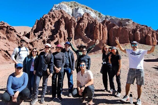 6-hour tour to Valle del Arcoíris - Valle del Arcoíris: wind-sculpted rock, dry waterfalls, and color you can photograph