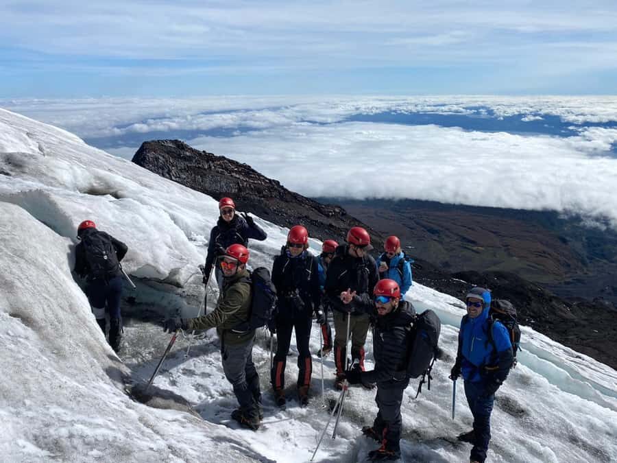 Ascent to Villarrica volcano 2,847masl, from Pucón - Summit time at 1:30pm: Pucón, lakes, and possible crater activity