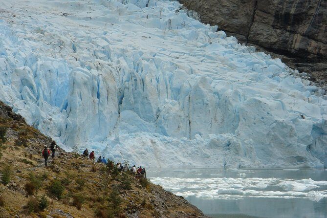 Balmaceda and Serrano Glaciers Sightseeing Cruise from Puerto Natales - What a big boat day means for comfort and photos