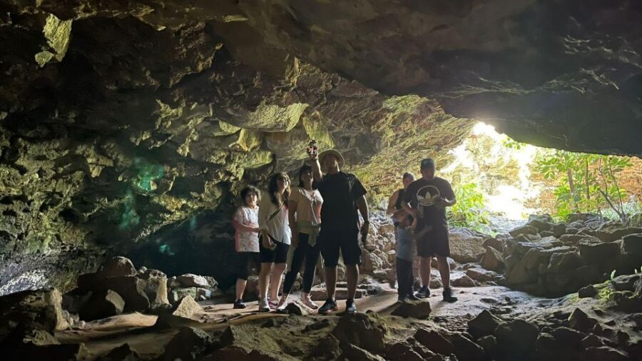 Birdman Cult and Caves - Ahu Akivi: seven moais and the sky clue
