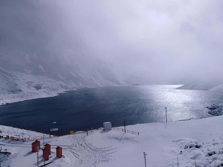 CAJON DEL MAIPO TOUR + TERMAS COLINA + EMBALSE EL YESO AND PICNIC - A Full 8-Hour Mix of Hot Springs and High-Altitude Views