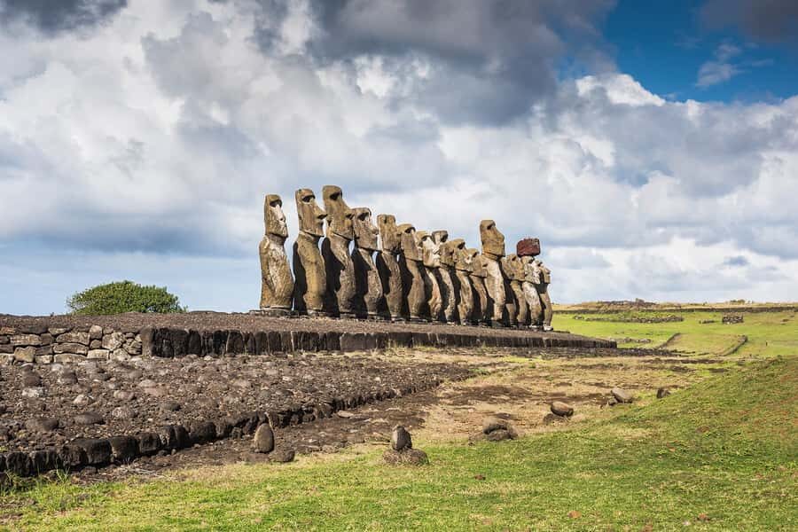 Easter Island: The Moai Trail Private Archeological Tour - Rano Raraku Quarry: Where the Moai Story Turns into Stonework