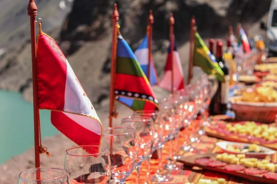 Embalse el Yeso + Termas de Colina with picnic - Full day - Pickup, van reality, and how the day’s timing feels