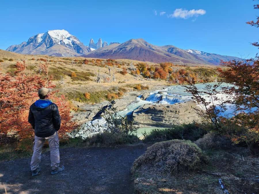 From El Calafate: Torres del Paine Full Day Tour - Lake Pehoé: the classic finale with Cuernos and the French Valley entrance