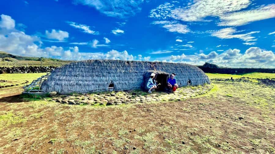 From Hanga Roa: Rapa Nui Culture Sightseeing Tour - Te Pito Kura: the magnetic stone and spiritual meaning