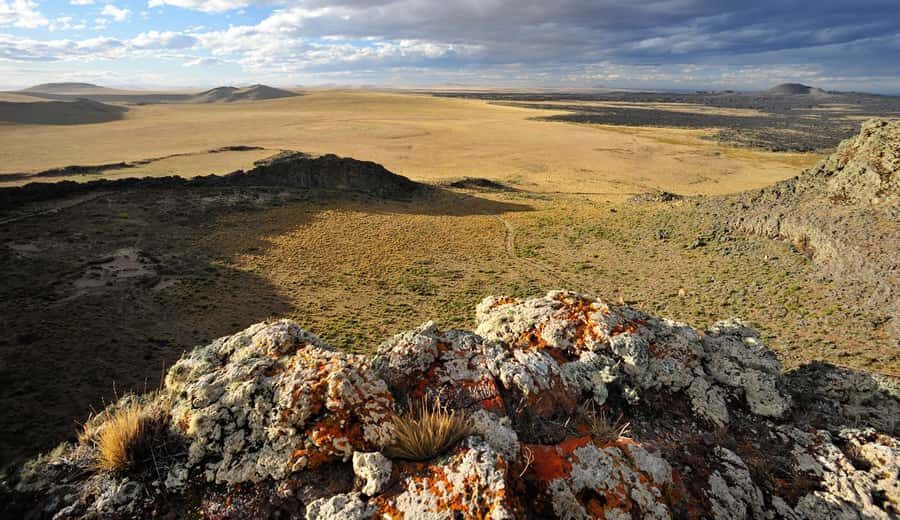 From Punta Arenas: Pali Aike National Park - La Morada del Diablo Crater: When the Myths Match the Geology