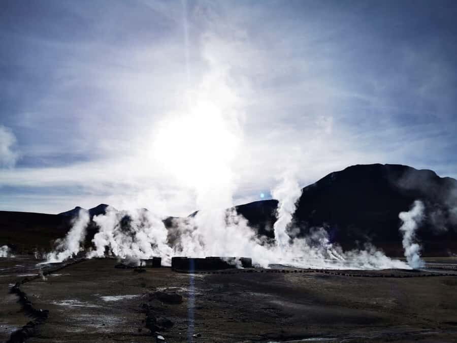 From San pedro de Atacama / Tatio Geyser - Breakfast before the geyser walk: helpful, but don’t rely on it