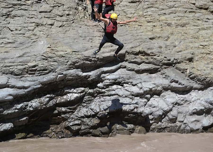 From Santiago: Rafting in the Maipo Canyon - Photos, tea or juice, and the best part: your body gets a reset