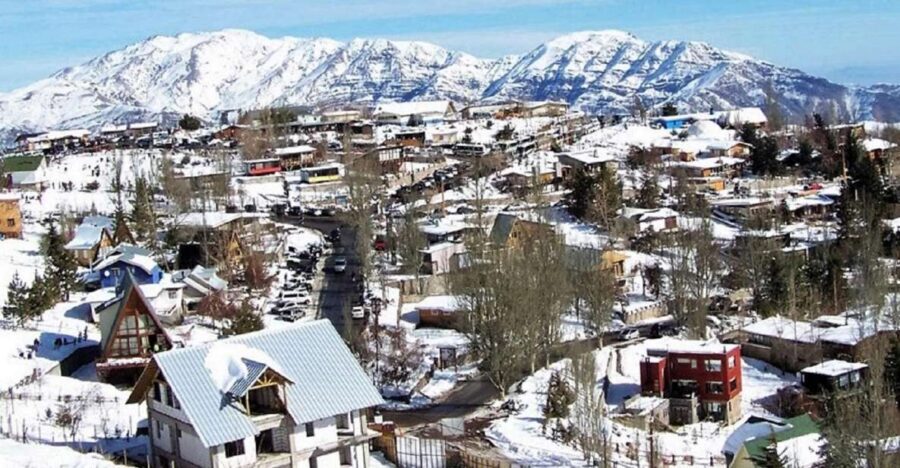 From Santiago: Valle Nevado and Farellones Small Group Tour - The scenic drive to Farellones: why the timing feels right