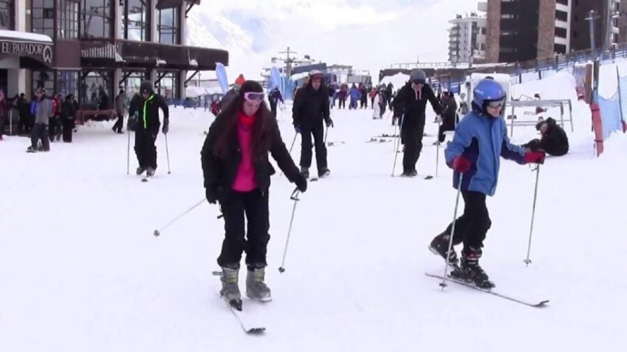 From Santiago: Valle Nevado and Farellones Small Group Tour - Valle Nevado: free time, gondola views, and glacier scenery