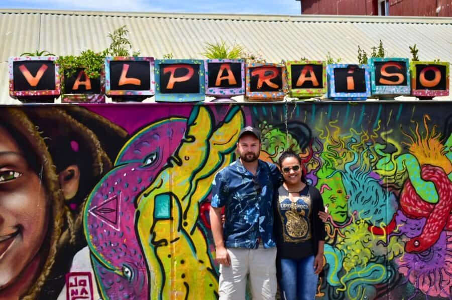 From Santiago: Vineyard, Valparaíso, and Viña del Mar Tour - Lunch reality check: what happens when food is not included