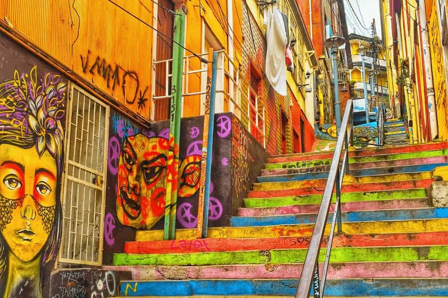 Full Colors: Valparaíso and Viña del Mar - Why This Day Trip Works: UNESCO Hills + Garden City Landmarks