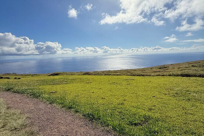 Half Day Tour in Rapa Nui - Stop 3: Rano Kau crater, volcano stories, and the greenhouse angle