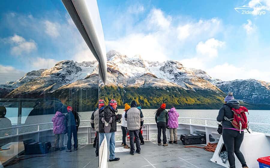 P. Natales: Balmaceda & Serrano Glaciers with Lunch & Whisky - What to pack for a glacier day (and not just the obvious stuff)