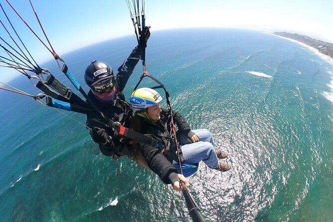 Paragliding Adventure in Maitencillo - The Maitencillo Flight: About 15 Minutes of Pure Movement