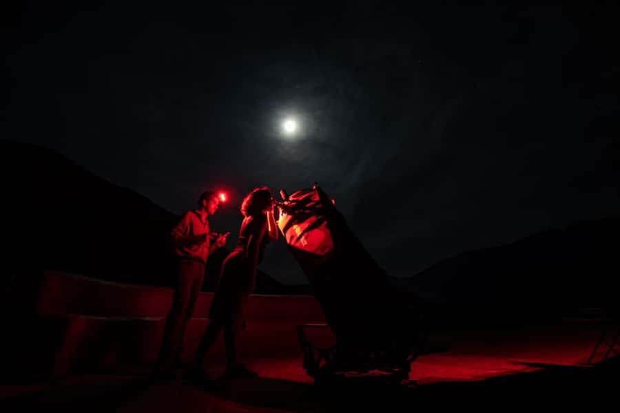 Pisco Elqui: Mountaintop Stargazing and Night Portrait - The Pisco Sour Moment: A Welcome Ritual in the Dark