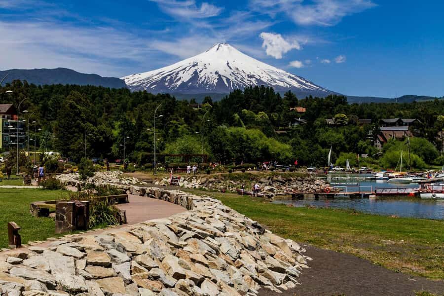 Pucón and Villarrica: Guided Tour with Hotel Pickup - Villarrica waterfront to museum: a smart way to start