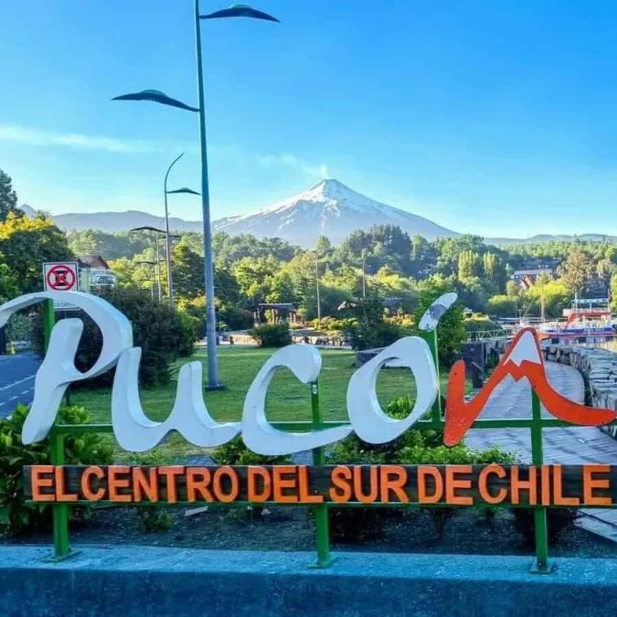 PUCON: TOUR AROUND THE AREA WITH THERMAL BATHS - Trancura River, Volcano Clues, and the Turbio River Story