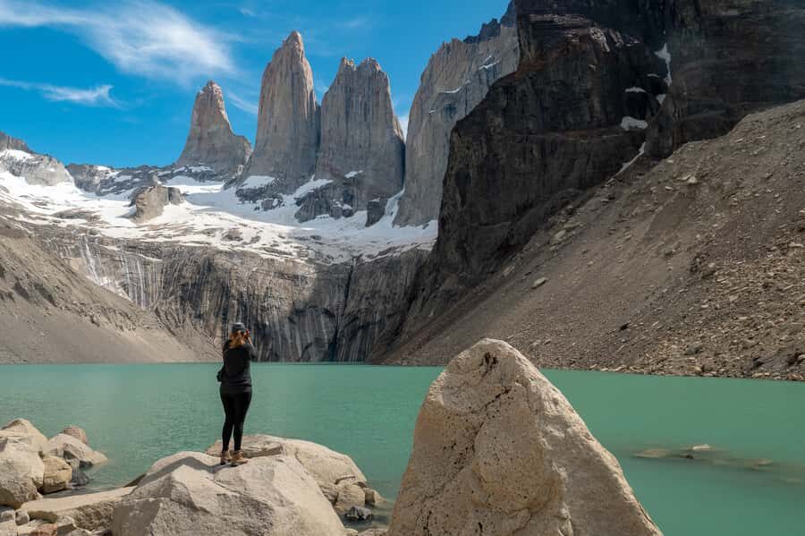 Puerto Natales: Base of the Towers Day Hike - Valle del Ascencio: a downhill start that helps you find your rhythm