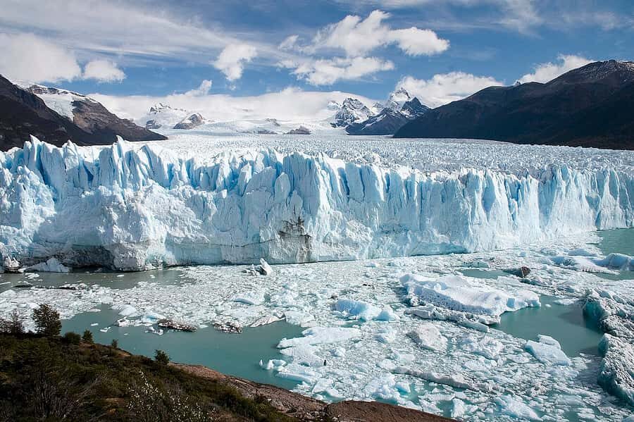 Puerto Natales: Day Trip to Perito Moreno Glacier Argentina - Perito Moreno Glacier up close: what you’ll actually be looking at