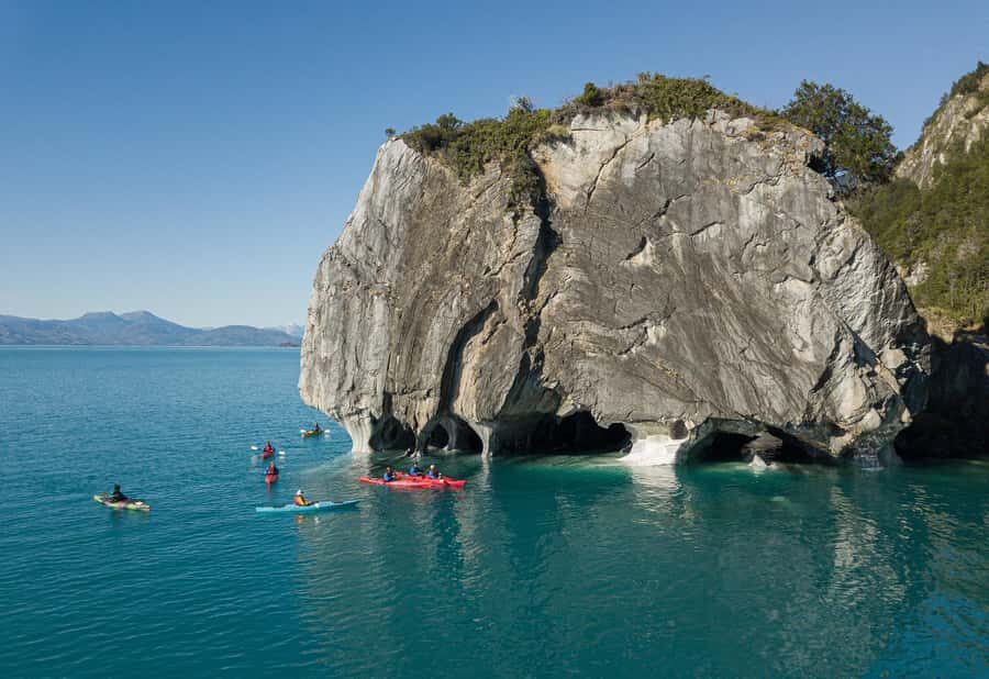 Puerto Rio Tranquilo: Kayak Tour to the Marmol Chapels - Weather reality: sun glare, wind, and staying comfortable