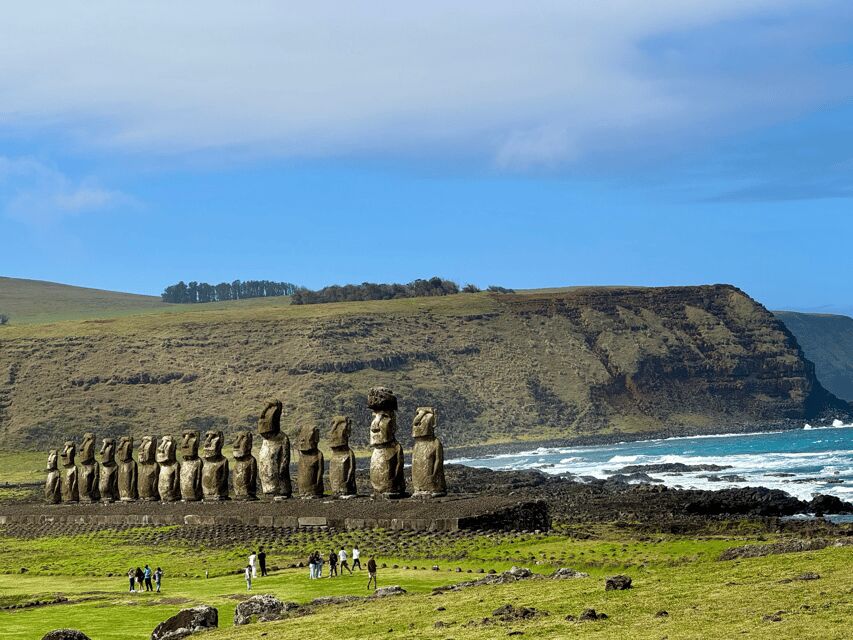 Rapa Nui Dreams: Experiencie Pack 3 Days - Sunrise on Ahu Tongariki: the signature moment