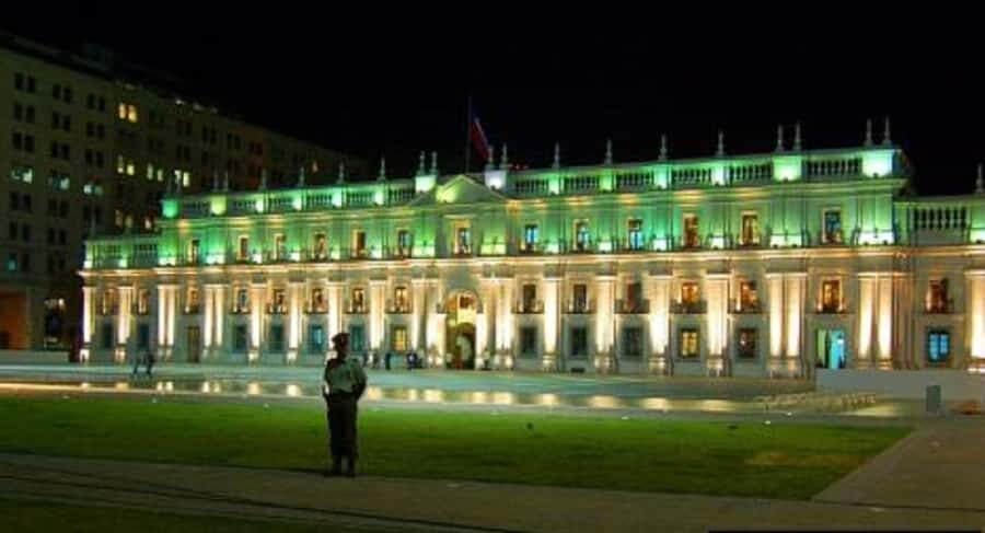 San Cristobal Hill Night Tour with Dinner Show - Civic Center Lights: La Moneda, Plaza, Municipal Theater, and Mercado Central
