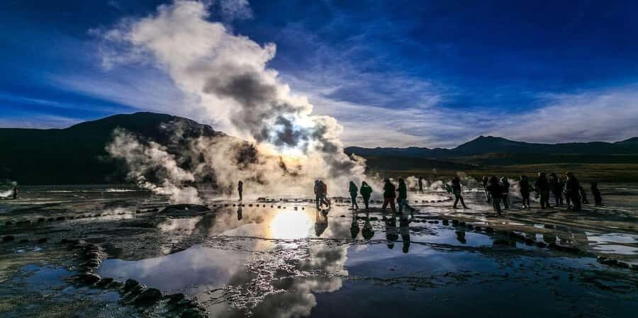 San Pedro de Atacama: El Tatio Geyser Field and Wetlands - Why the El Tatio Sunrise Works So Well