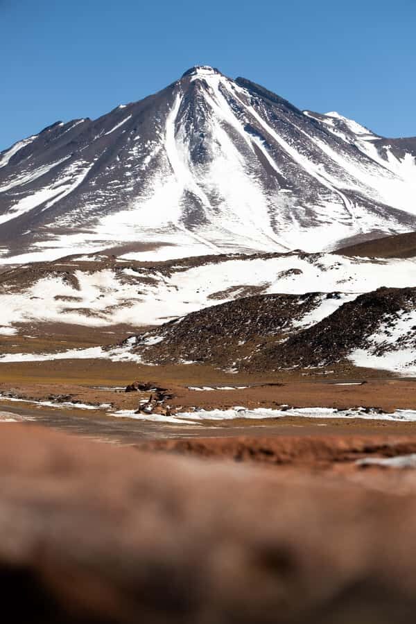 San Pedro de Atacama: Red Rocks & Altiplano Lagoons Day Trip - Food, guides, and the value of a full 10-hour loop