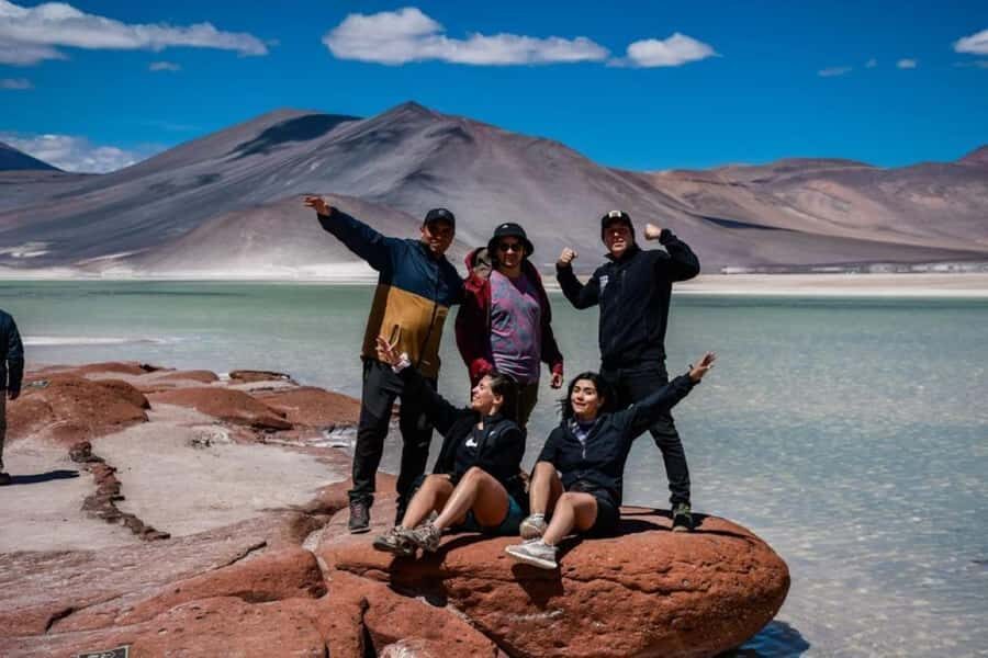 San Pedro de Atacama: Red Rocks and Aliplanic Lagoons - Miscanti and Miñiques Lagoons at 4,200m: Breakfast With Mountains All Around