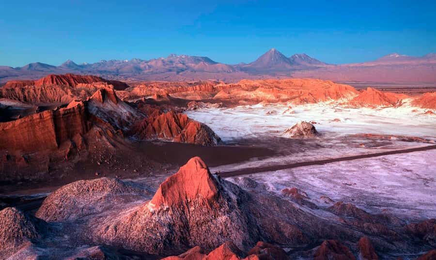 San Pedro de Atacama: Valle de la Luna Guided Tour - Duna Mayor lookout: the salt deposits that steal the show