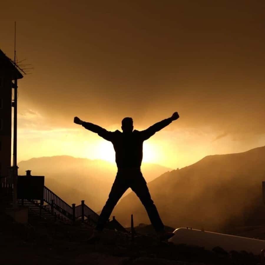 Santiago: Andes Mountains Sunset and Valle Nevado & Picnic - El Colorado Sunset: Where the Picnic Becomes the Point