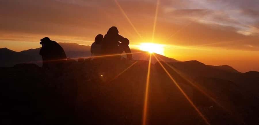 Santiago: Andes Mountains Sunset and Valle Nevado & Picnic - What to Bring and How to Dress for Andes Weather