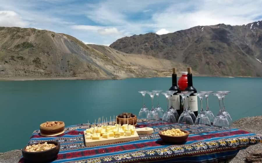 Santiago: Cajón del Maipo & El Yeso Reservoir Tour - Why Cajón del Maipo feels like a reset from Santiago