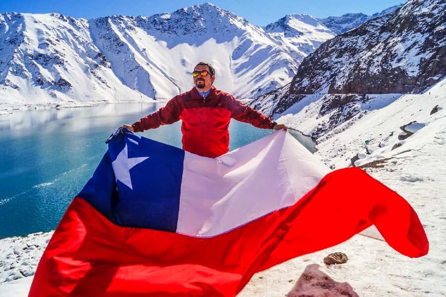 Santiago: Cajon del Maipo/Embalse del Yeso Tour with Picnic - Reaching Embalse del Yeso: where the views do the talking