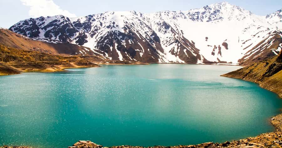 Santiago: Cajon del Maipo/Embalse del Yeso Tour with Picnic - What to wear and pack for cold reservoir weather