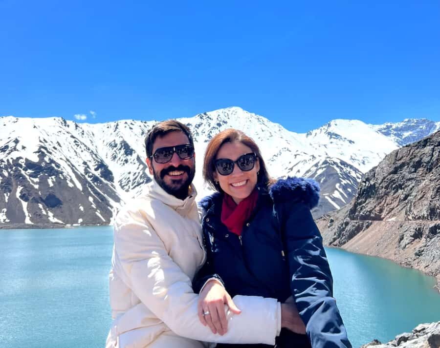 Santiago: Cajon del Maipo & Embalse El Yeso Trip with Picnic - Morning logistics: pickup zones and the van ride reality