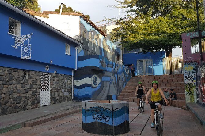 Santiago Center Cultural Bike Tour - Mercado Central: fish-market energy in the city’s core