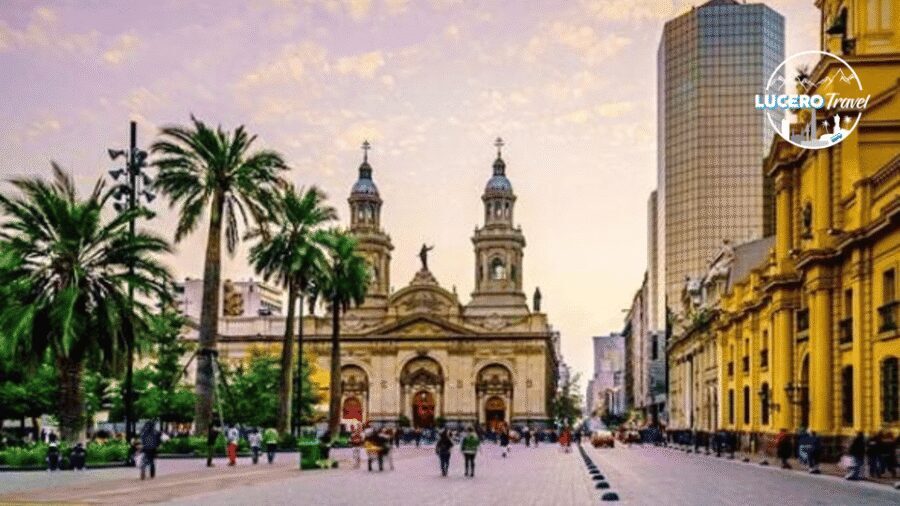 Santiago: City Highlights Walking Tour - The lapislazuli store stop: culture through craft and color