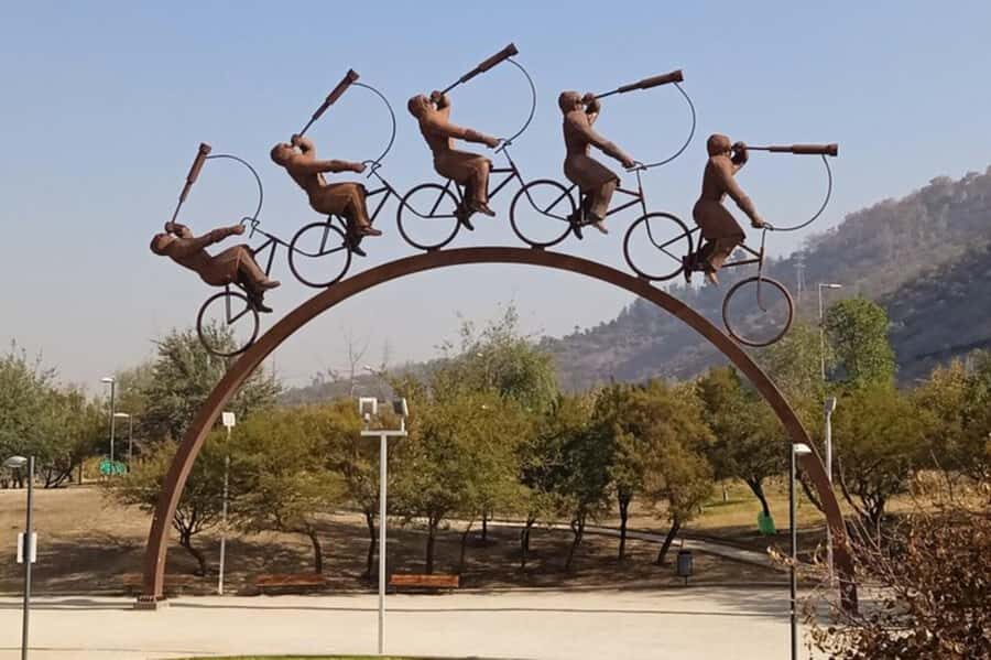 Santiago de Chile: Half-Day City Tour with Local Cuisine - Who This Tour Fits Best