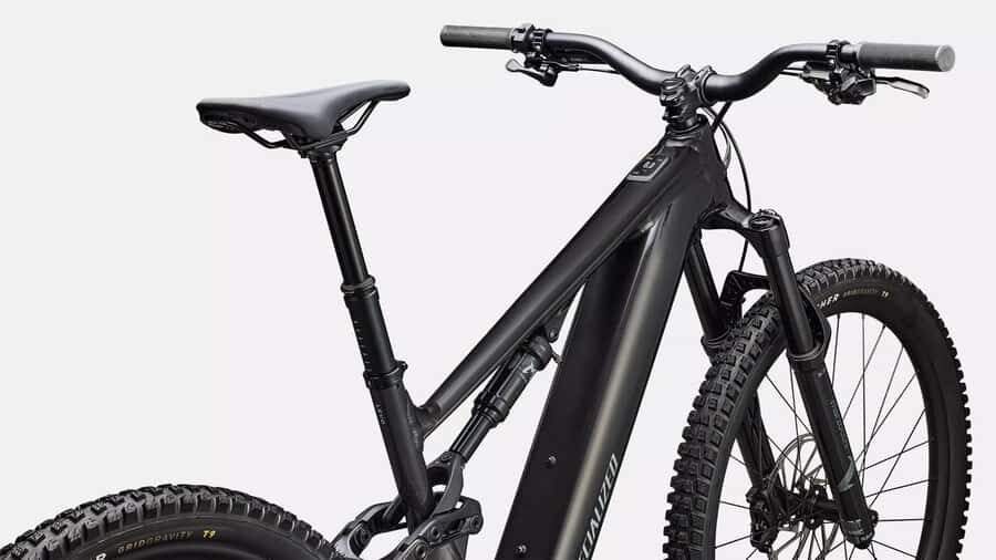 Santiago: E- Mountain Bike Rental to ride in a bike park - The bike: Specialized Turbo Levo that helps you ride smarter