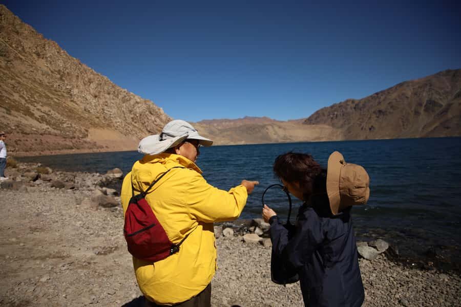 Santiago: Full day Embalse del Yeso, Casa de Chocolate, picnic & Hot Springs - Getting out of Santiago: small-group comfort that actually matters