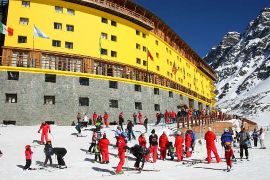 Santiago: Laguna del Inca and Portillo Small Group Tour - Guide Impact: When a Great Storyteller Makes the Andes Easier