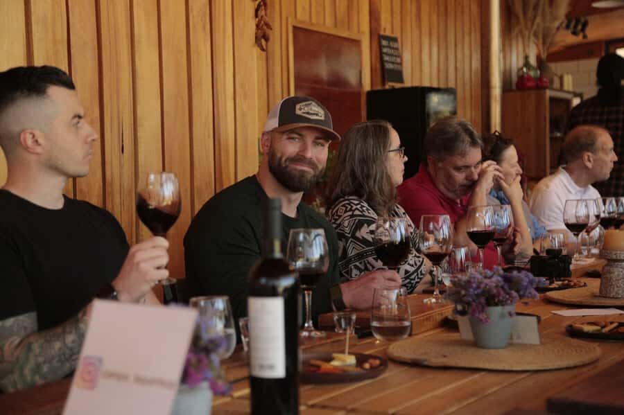 Santiago: Maipo Valley Wine Tasting Tour with 4 Vineyards - Undurraga: 130 years of Chilean wine, with a guided tour finale