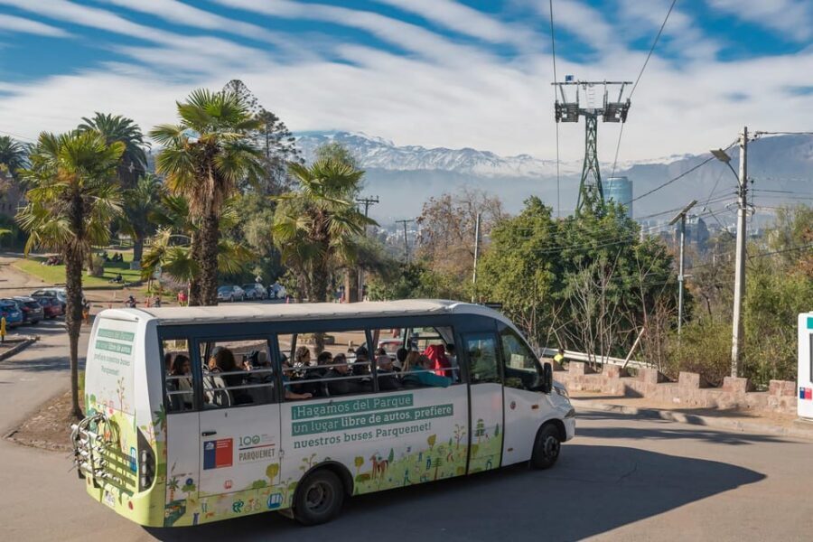 Santiago Pass: The best way to explore the city - Parquemet Panoramic Buses: Eco-Friendly Scenery and the Vine Details
