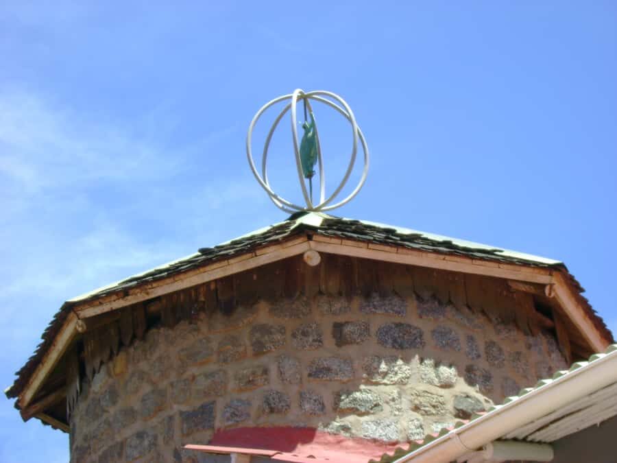 Santiago: Private Pomaire, Isla Negra, and Pablo Neruda Tour - Pomaire Clay Crafts: Worth It If You Like Working Hands