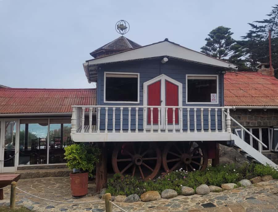 Santiago: Tour to Isla Negra, Algarrobo and Undurraga Wines - Algarrobo Break: San Alfonso del Mar and Lunch With Sea Views